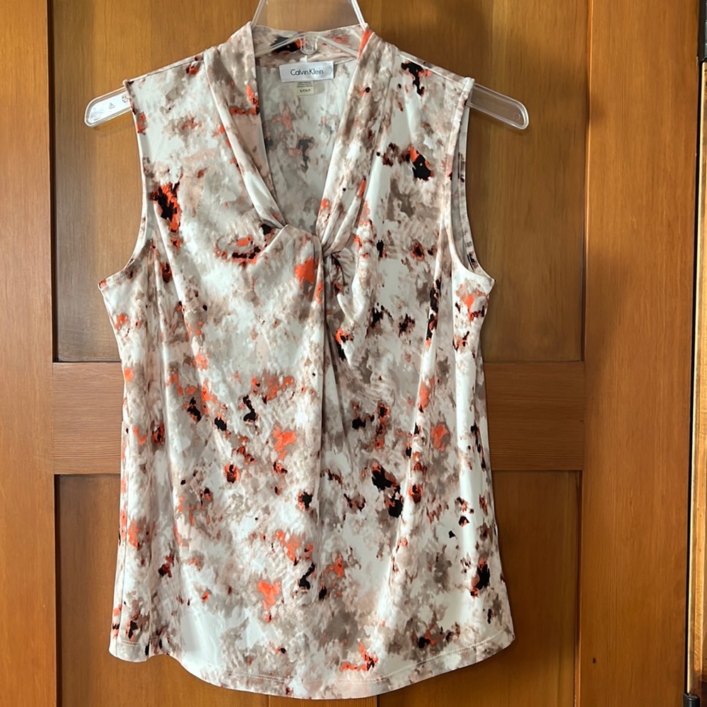 Calvin Klein Women’s Sleeveless Blouse